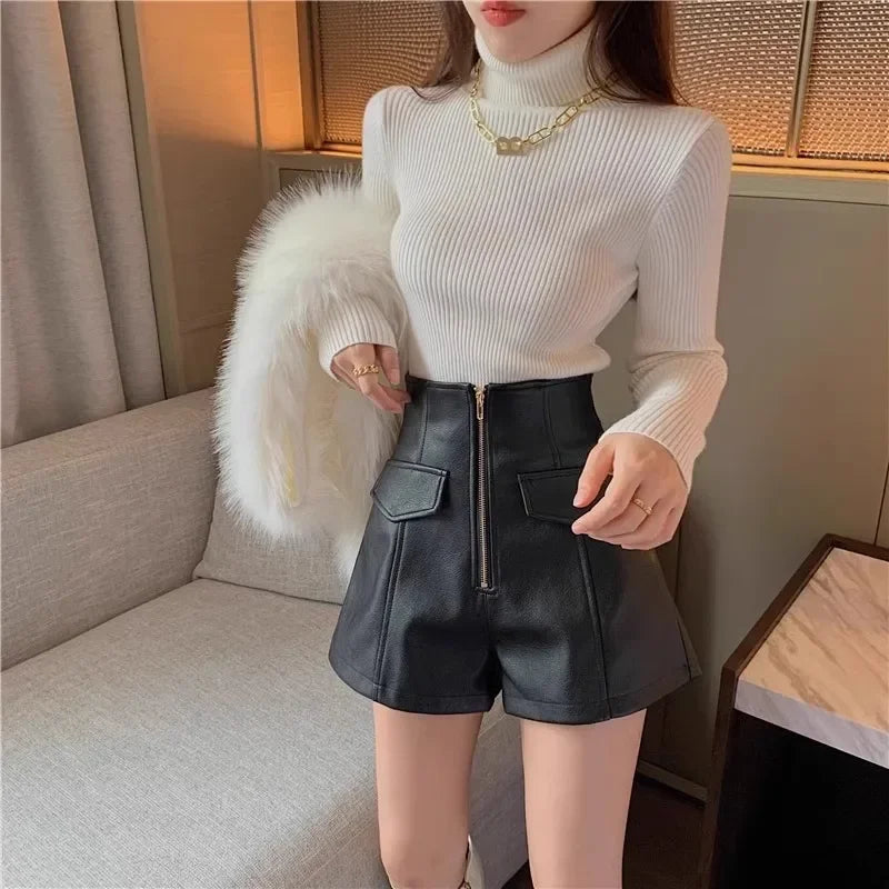 Short de Couro Cintura Alta Feminino