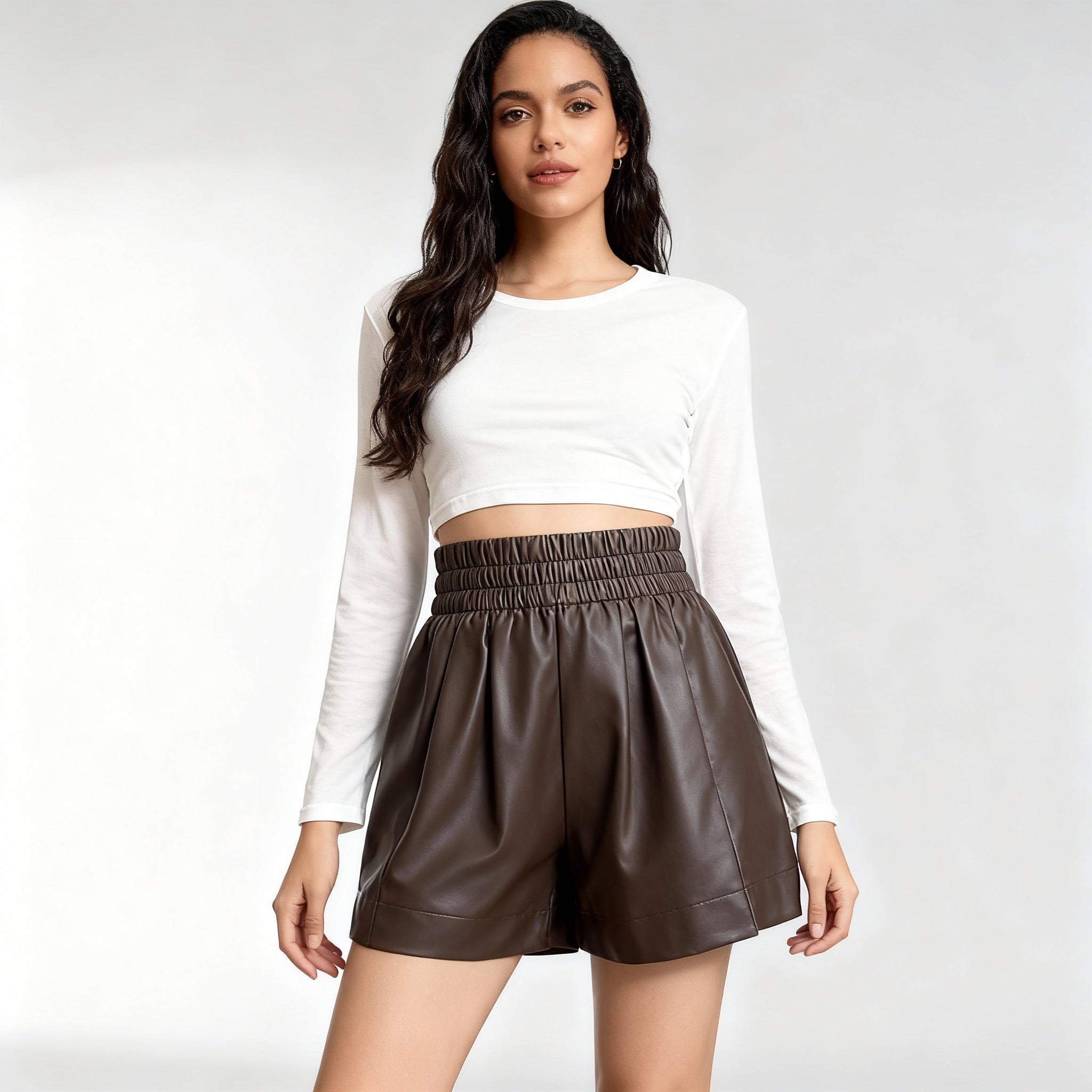 Short de Couro Feminino